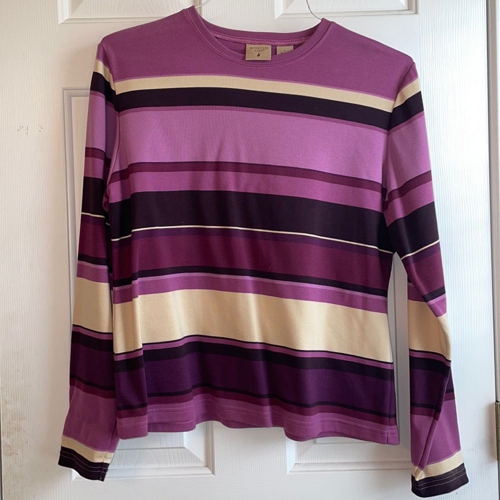 Mountain Lake purple Long Sleeve Top Size L